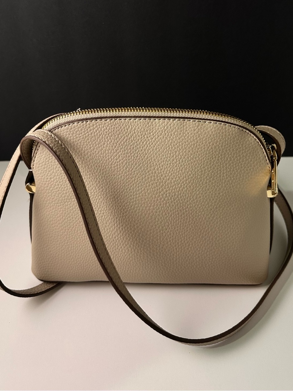 Elegant Anne Klein crossbody bag like new - Picture 3 of 10
